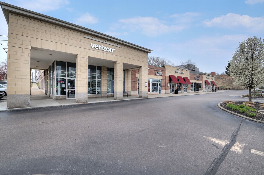 More Photos Of 8263-8383 Chippewa Rd, Brecksville Unknown For Lease
