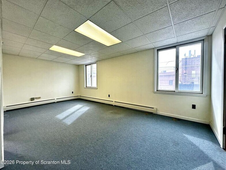 More Photos Of 207 E Drinker St, Scranton Storefront Retail Office For Lease