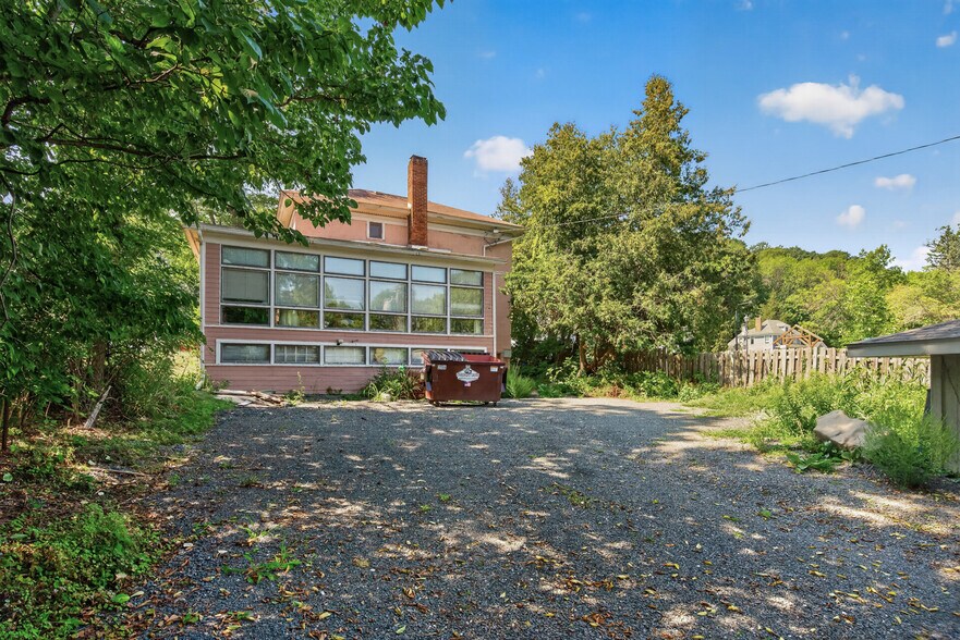 More Photos Of 418 Bench St, Taylors Falls Freestanding For Sale