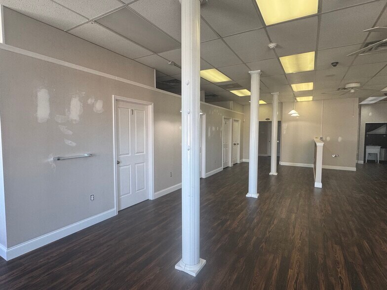More Photos Of 703 Black Horse Pike, Glendora Storefront Retail Office For Lease