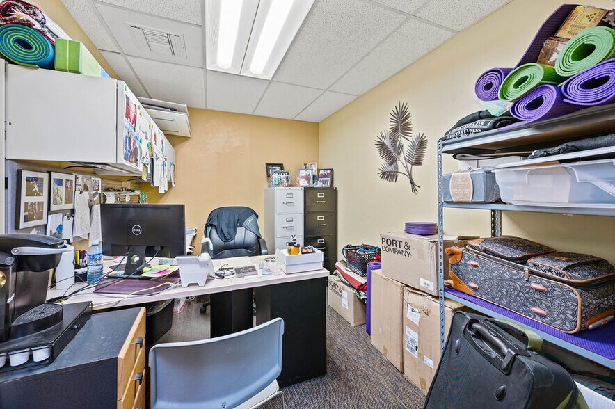 More Photos Of 2960 N Academy Blvd, Colorado Springs Office For Sale