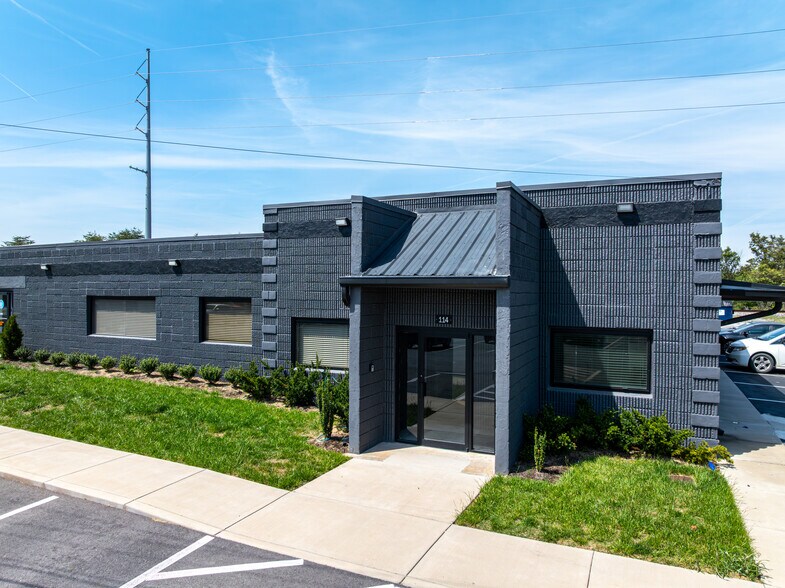 Primary Photo Of 110-114 Taylor Industrial Blvd, Hendersonville Manufacturing For Lease