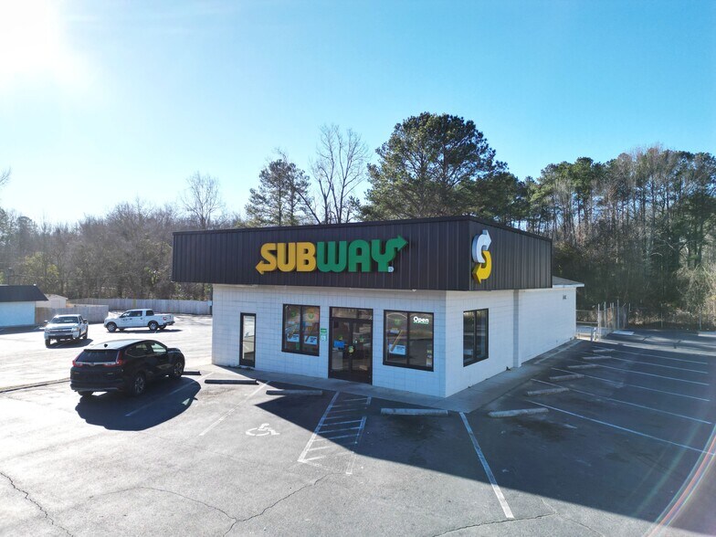 More Photos Of 300 E Broad Ave, Rockingham Freestanding For Lease