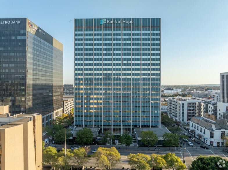 More Photos Of 3600 Wilshire Blvd, Los Angeles Office For Lease