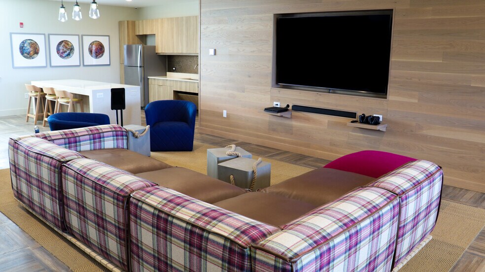 More Photos Of 7112 NY-104, Oswego Apartments For Sale