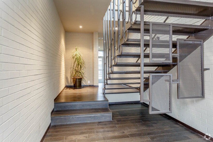 More Photos Of 5800 W 38th Ave, Wheat Ridge Storefront Retail Office For Lease