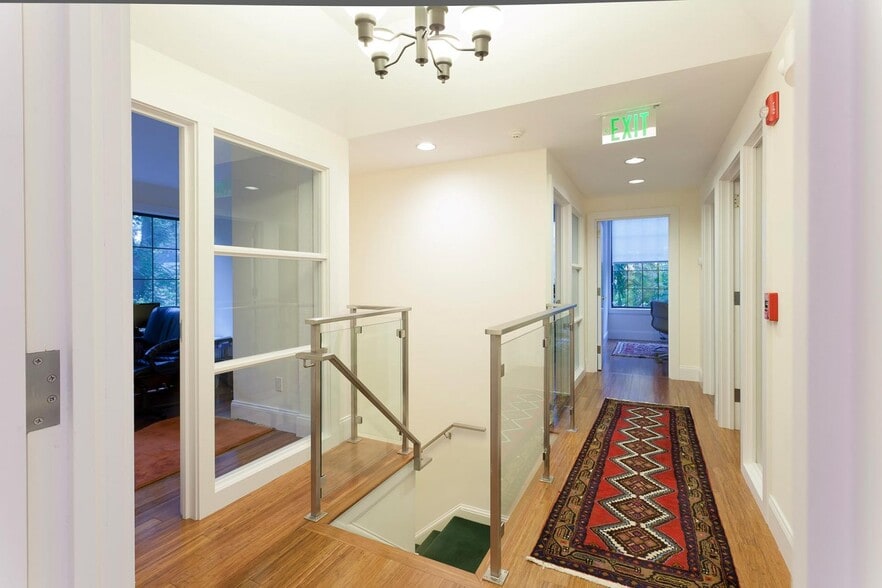 More Photos Of 5 Sylvan Rd S, Westport Office For Lease