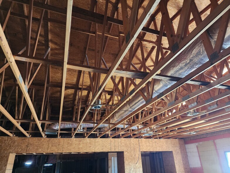 More Photos Of 4404 SE Main St, Roswell Restaurant For Sale