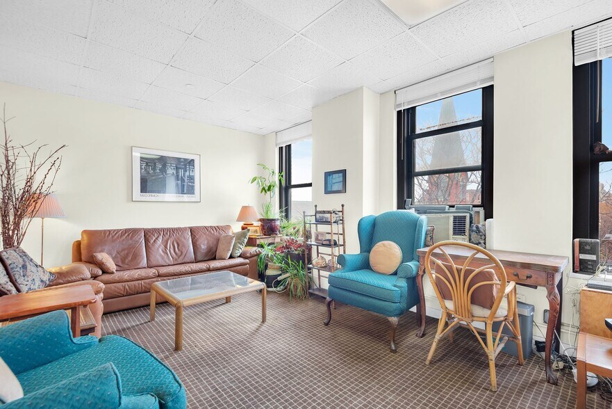 More Photos Of 142-144 Joralemon St, Brooklyn Office For Sale