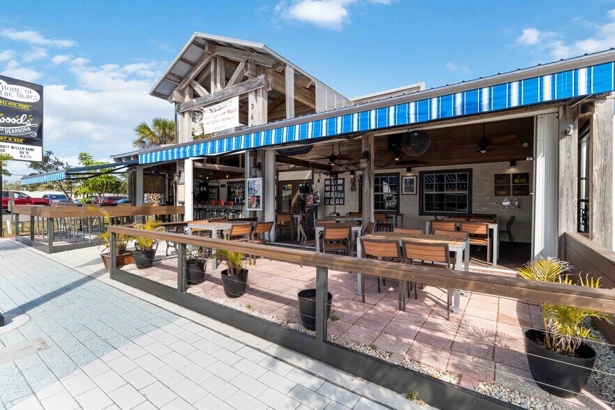 More Photos Of 362 W Dearborn St, Englewood Storefront For Sale