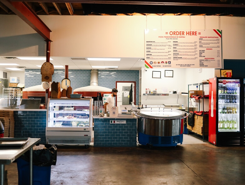 More Photos Of 1020 Princess St, Wilmington Restaurant For Sale