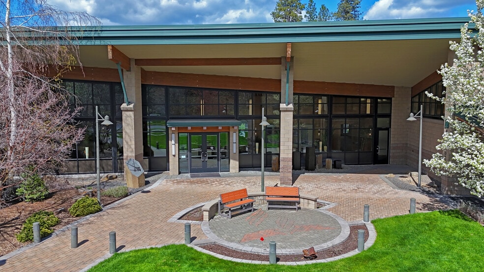 More Photos Of 3715 S Grove Rd, Spokane Industrial For Sale