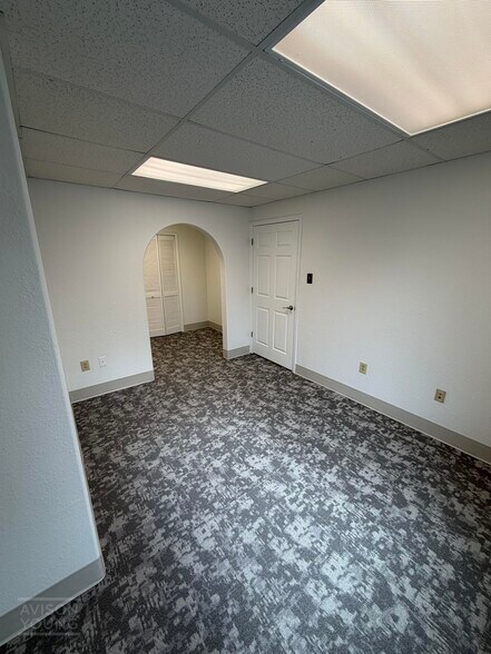 More Photos Of 841 E Main St, Spartanburg Office For Lease