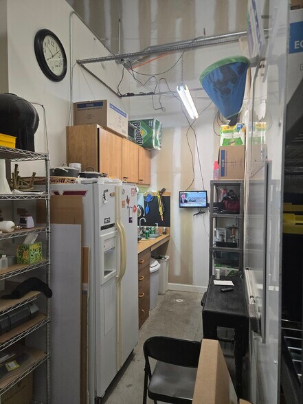 More Photos Of 1000 Van Buren Ave, Indian Trail Flex For Sale