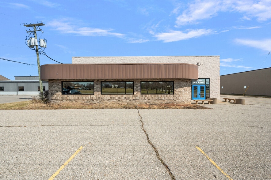 More Photos Of 2061 S Almont Ave, Imlay City Industrial For Sale