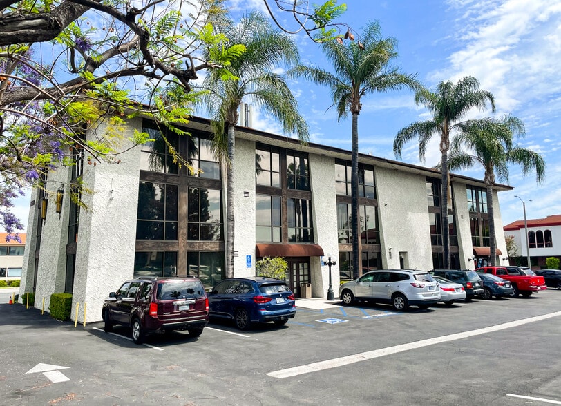 More Photos Of 18062 Irvine Blvd, Tustin Office For Sale