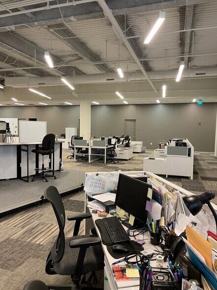 More Photos Of 49 W Maryland St, Indianapolis General Retail For Lease