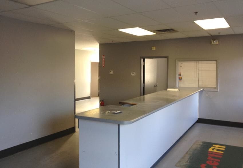 More Photos Of 128-140 York Ave, Randolph Manufacturing For Lease