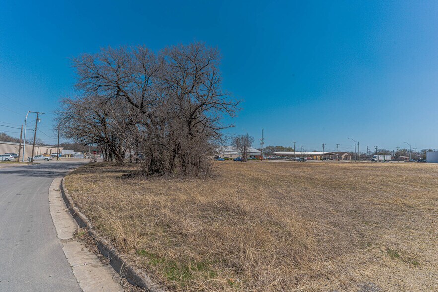 More Photos Of 2937 N Beach St, Fort Worth Land For Sale