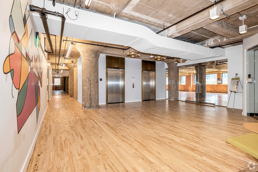 More Photos Of 1801 N Lamar St, Dallas Loft Creative Space For Lease