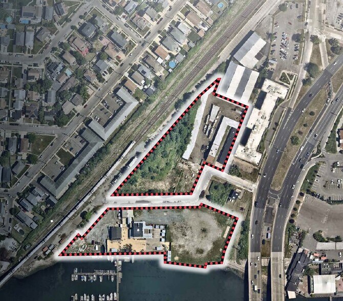 Primary Photo Of 711 Railroad Pl, Island Park Land For Sale