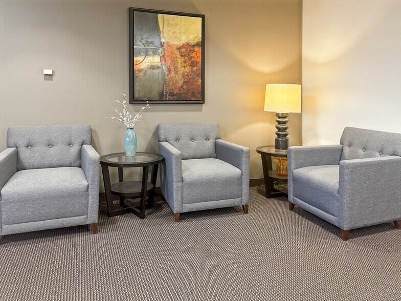 More Photos Of 1600 Golf Rd, Rolling Meadows Coworking Space