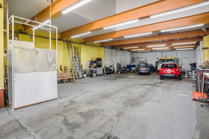 More Photos Of 3546-3548 N 5th St, Philadelphia Flex For Sale