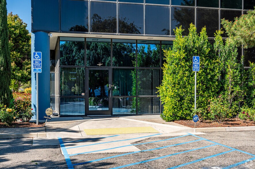 More Photos Of 2311 E Locust St, Ontario Warehouse For Sale