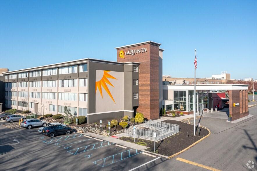 More Photos Of 265 Route 3 East, Clifton Hotel For Lease