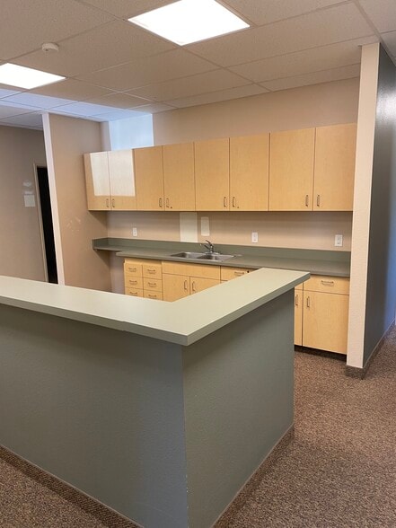 More Photos Of 412 W John St, Carson City Medical For Sale
