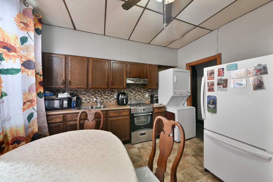 More Photos Of 2554 E Clearfield St, Philadelphia Multifamily For Sale