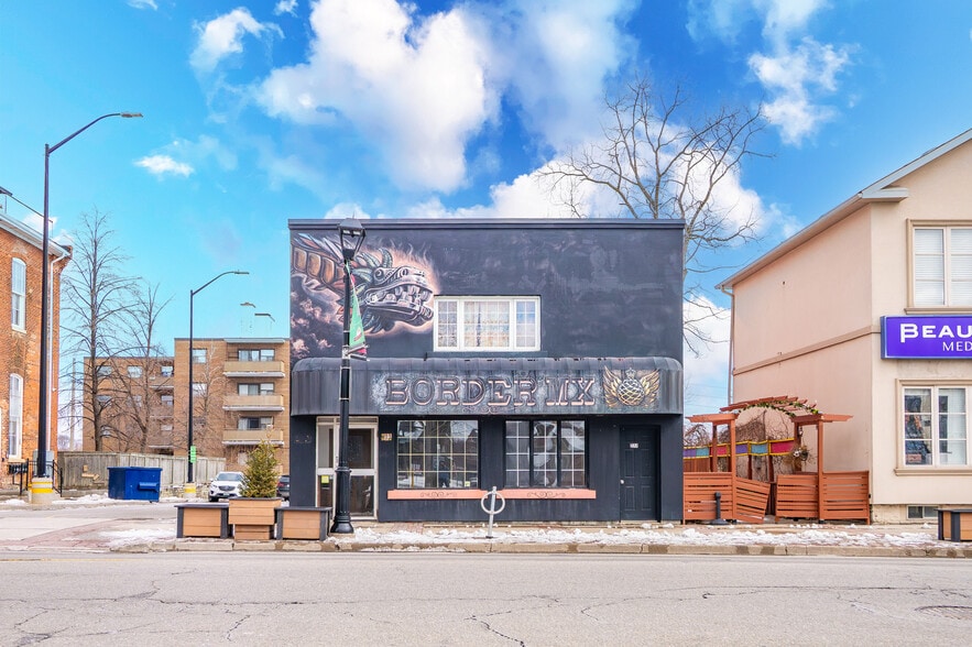 Primary Photo Of 277 Queen St S, Mississauga Storefront Retail Residential For Lease