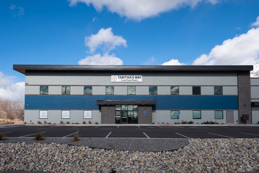 More Photos Of 675 Garden dr, Pleasant Grove Storefront Retail Office For Lease