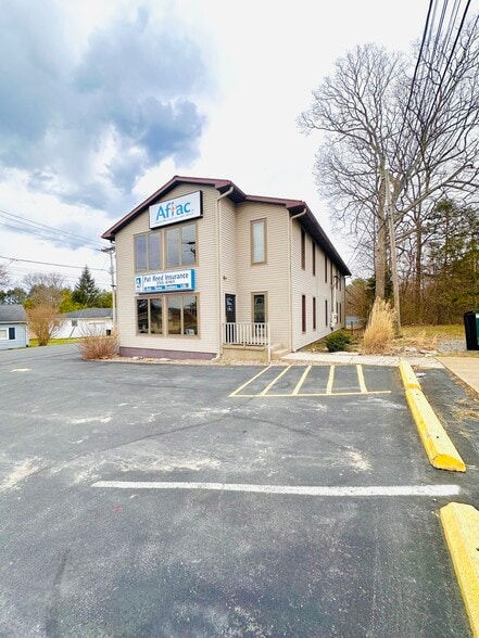 More Photos Of 110 Sunset Dr, Beckley Office For Lease