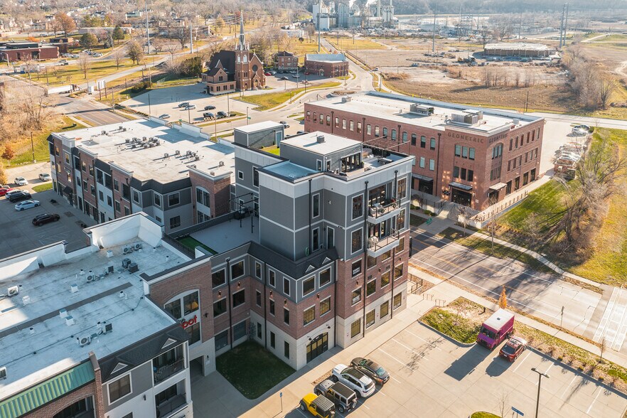 More Photos Of 420 12th Ave SE, Cedar Rapids Office Residential For Sale