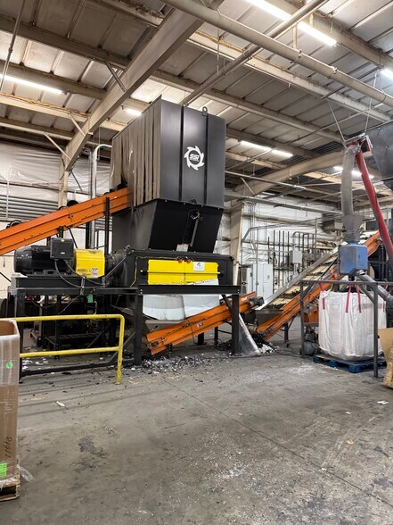 More Photos Of 3600 E 45th Ave, Denver Manufacturing For Sale