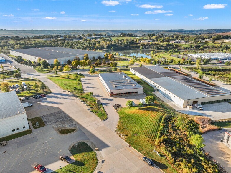 More Photos Of 7495 Chavenelle rd, Dubuque Industrial For Sale