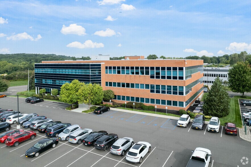 More Photos Of 30 Century Hill Dr, Latham Office For Lease