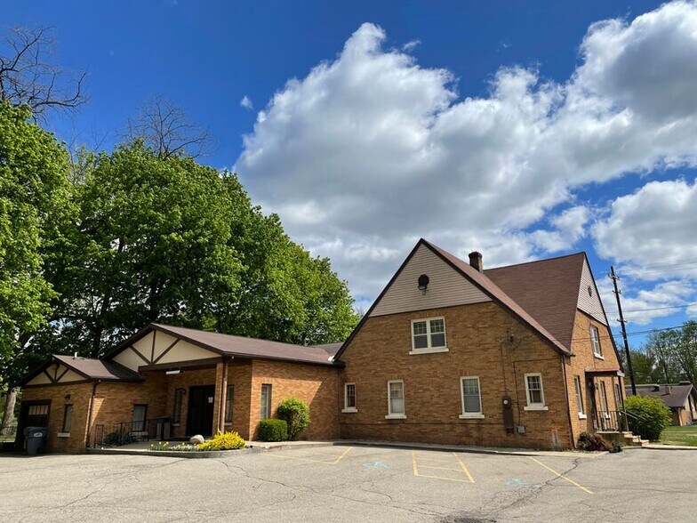 More Photos Of 6121 King Hwy, Kalamazoo Religious Facility For Sale