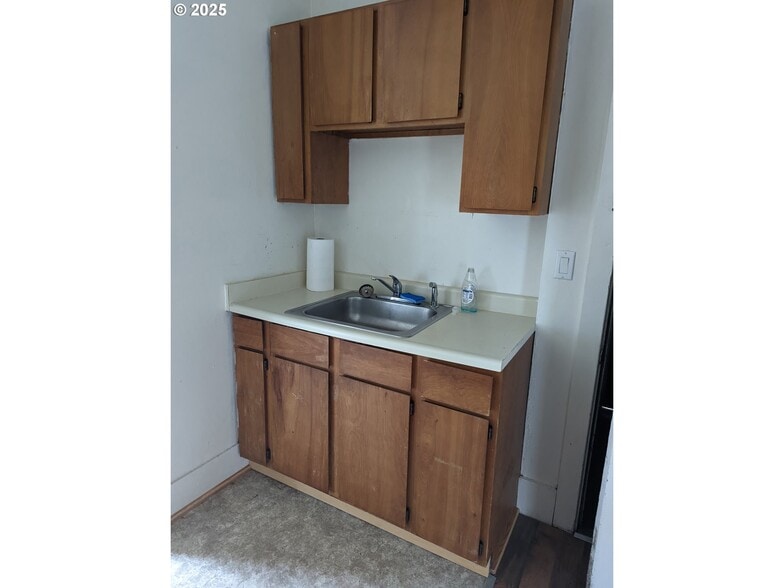 More Photos Of 935 Jackson St, Port Orford Apartments For Sale