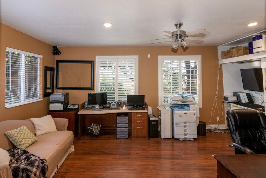 More Photos Of 365 S Mohler Dr, Anaheim Specialty For Sale