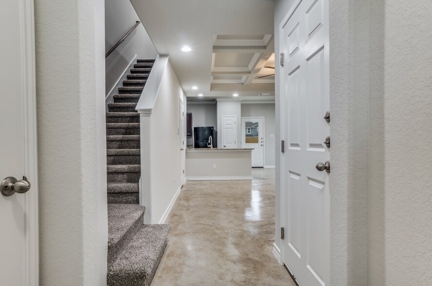 More Photos Of 16910 Dancing Ava, Selma Multifamily For Sale