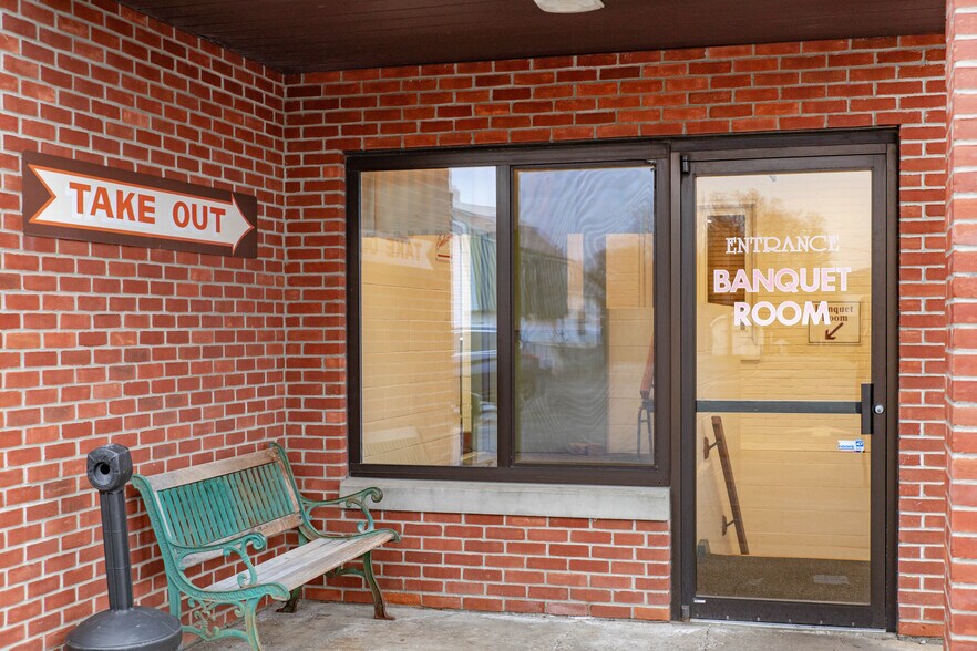 More Photos Of 126 Mariaville Rd, Schenectady General Retail For Sale