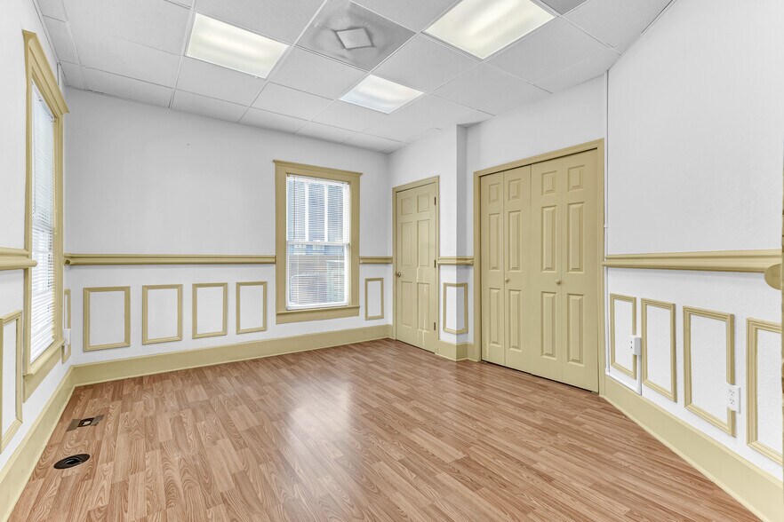 More Photos Of 1007 Emmett St, Kissimmee Medical For Sale