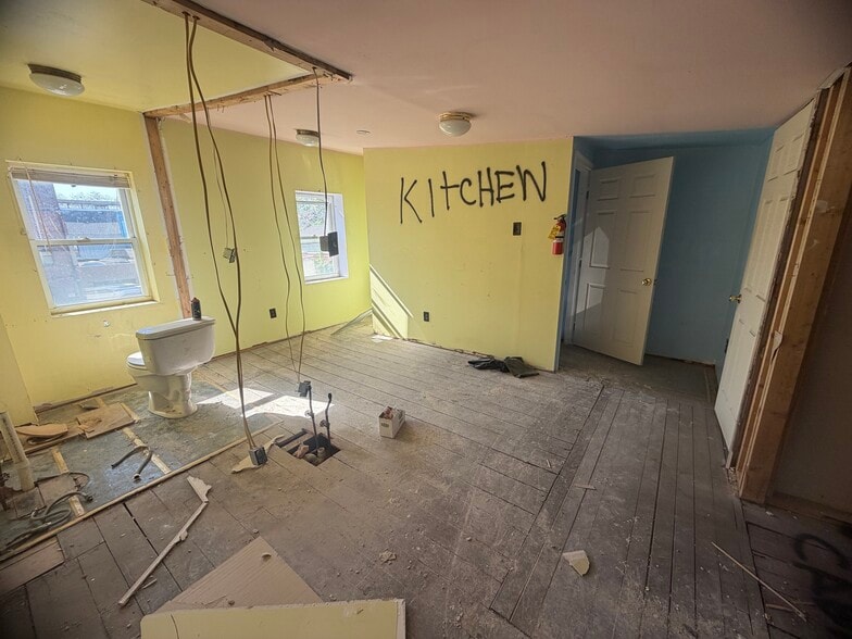 More Photos Of 501 Edgmont Ave, Chester Storefront Retail Residential For Sale