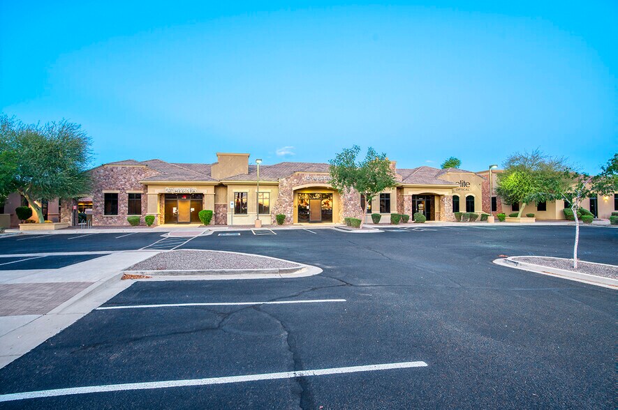 More Photos Of 1635 N Greenfield Rd, Mesa Medical For Lease