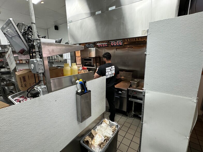 More Photos Of 1600 E Saint Georges Ave, Linden Restaurant For Sale