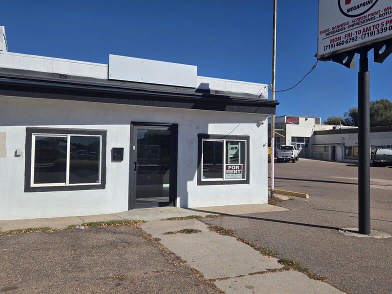More Photos Of 2318-2332 E Platte Ave, Colorado Springs Freestanding For Lease