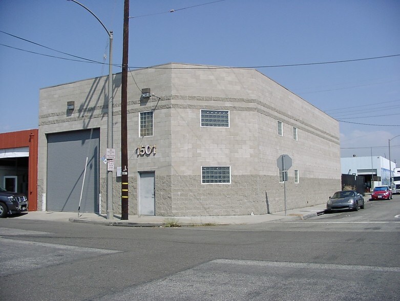 More Photos Of 1501 W 14th St, Long Beach Warehouse For Lease