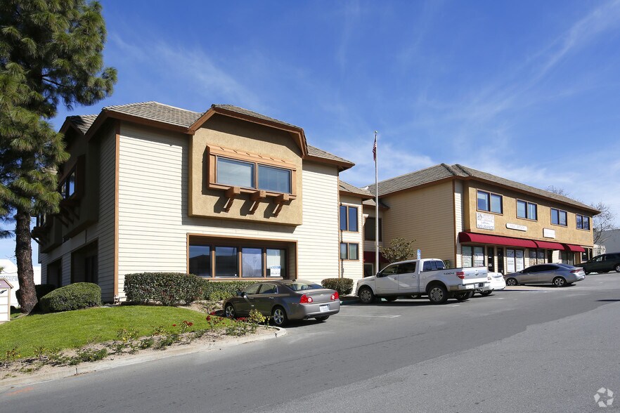 More Photos Of 31900 Mission Trl, Lake Elsinore Office For Lease